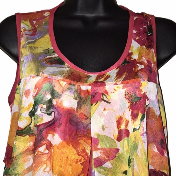 SUSAN LAWRENCE Red Floral Ruffle Tank/Blouse~M~NWT - Picture 2 of 7